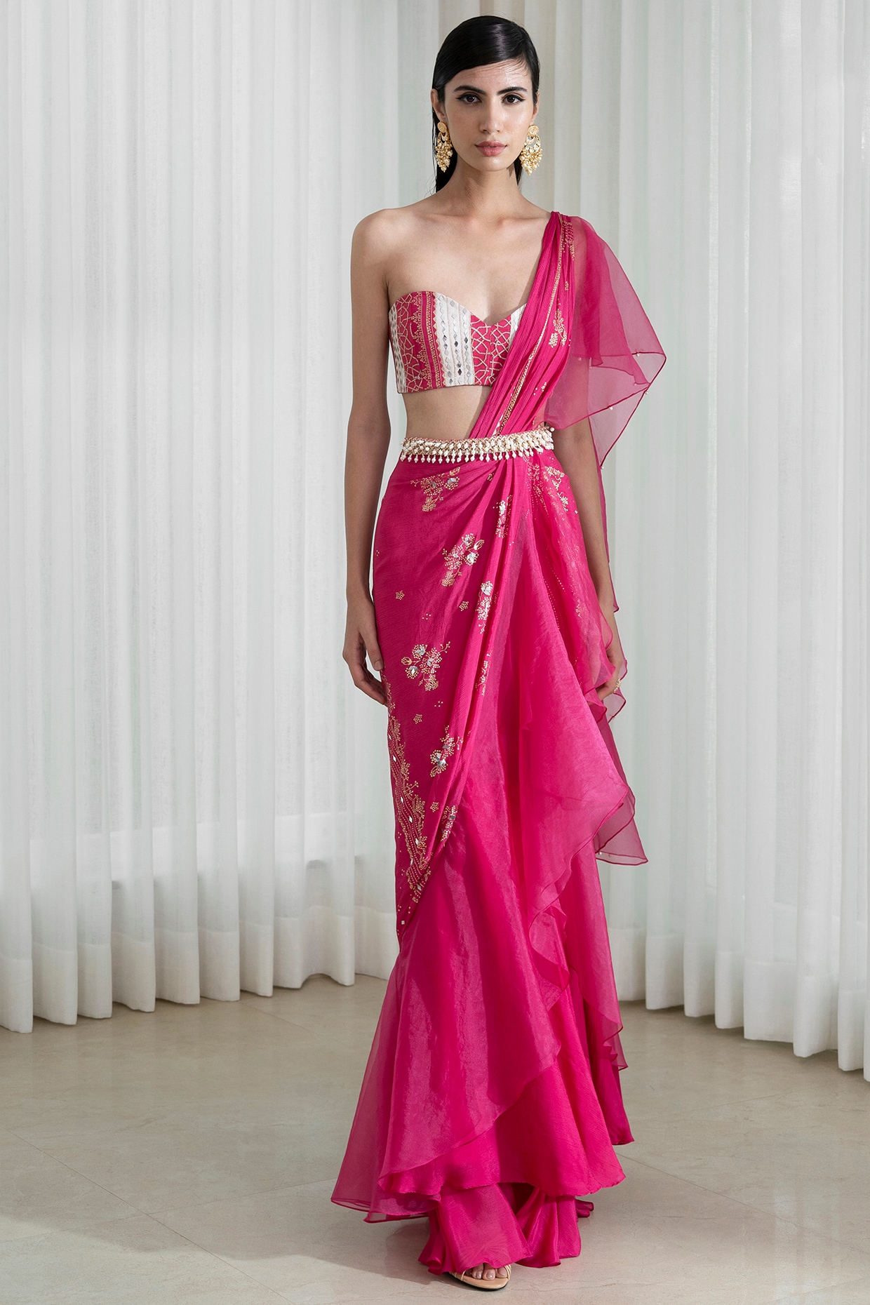 12 Innovative and Stylish Saree Draping Styles By Dolly Jain | Lehenga  style saree, Wedding saree blouse designs, Saree draping styles