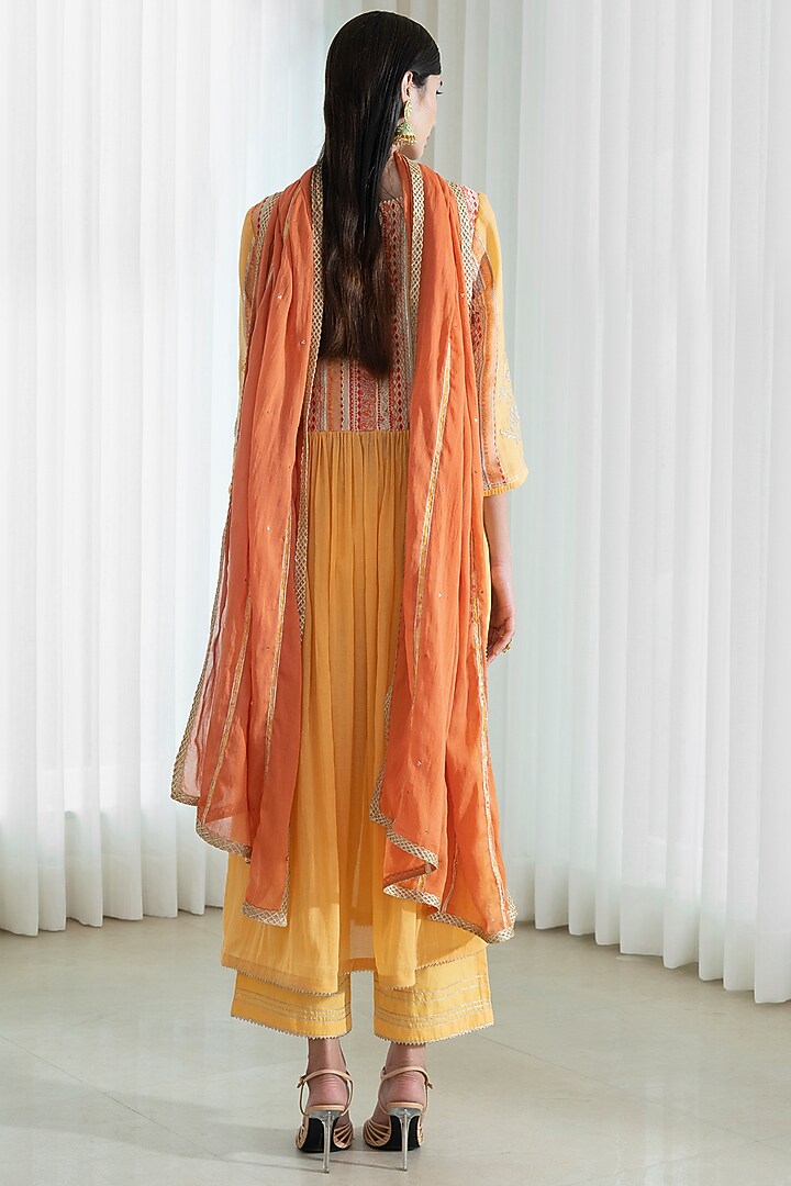 Mustard & Rust Printed Kurta Set by Mandira Wirk - Indian at Pernia's Pop Up Shop