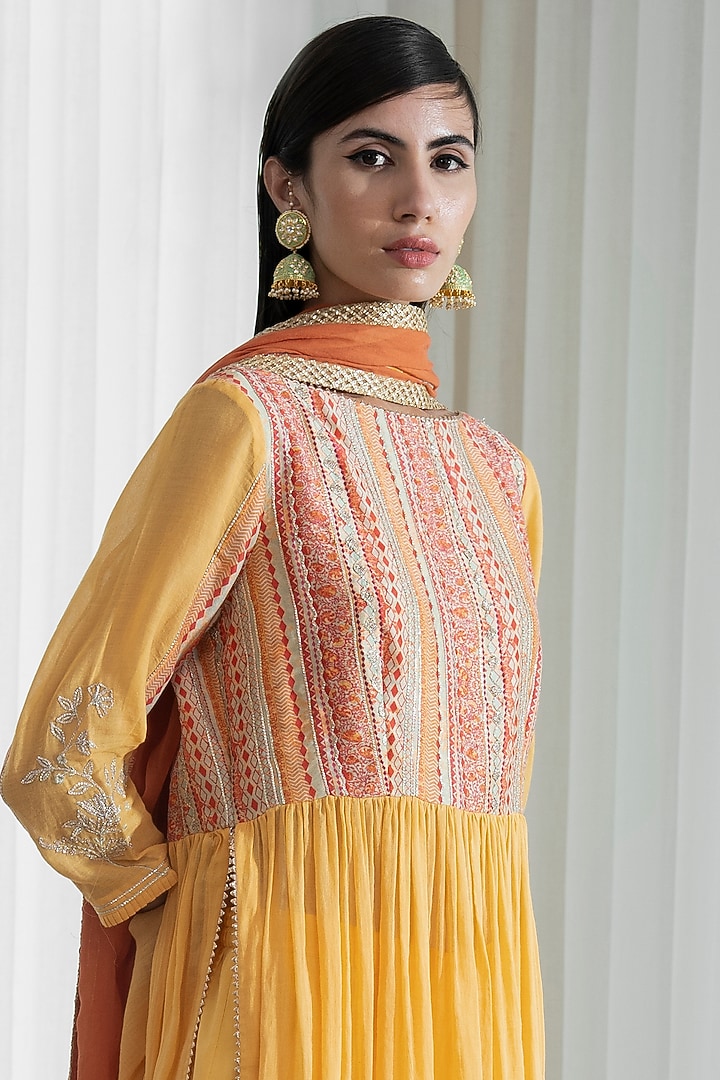 Mustard & Rust Printed Kurta Set by Mandira Wirk - Indian at Pernia's Pop Up Shop
