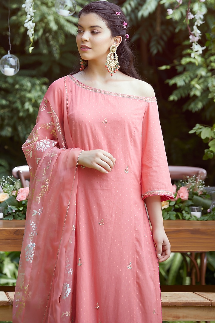 Coral Sequins & Gotta Patti Embroidered Kurta Set by Mandira Wirk - Indian at Pernia's Pop Up Shop