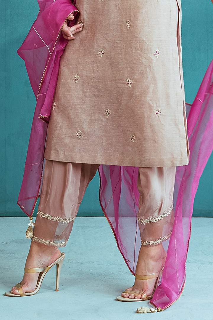 Rosy Brown Embroidered Kurta Set by Mandira Wirk - Indian at Pernia's Pop Up Shop