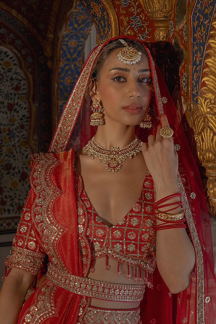 Gold Finish Kundan Polki & Pearl Maang Tikka by Maisara Jewelry at Pernia's Pop Up Shop