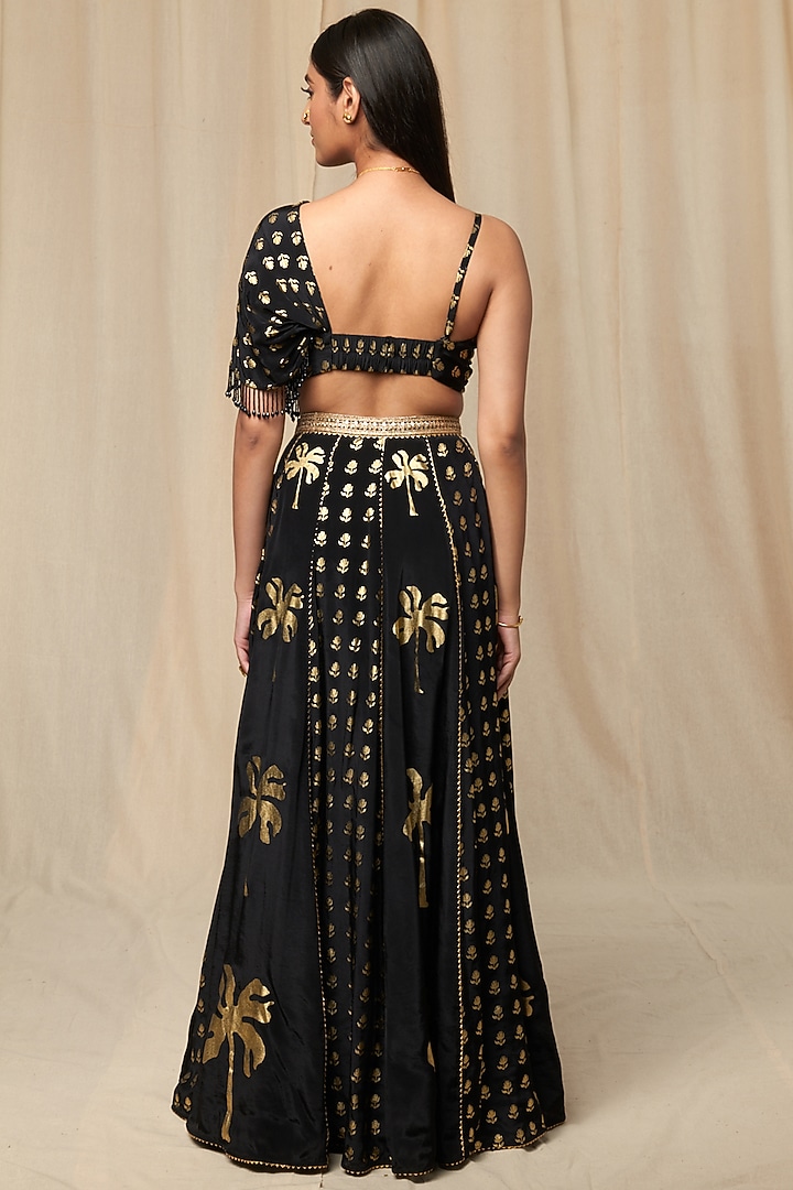 Black Wallflower Wedding Lehenga Set by Masaba at Pernia's Pop Up Shop