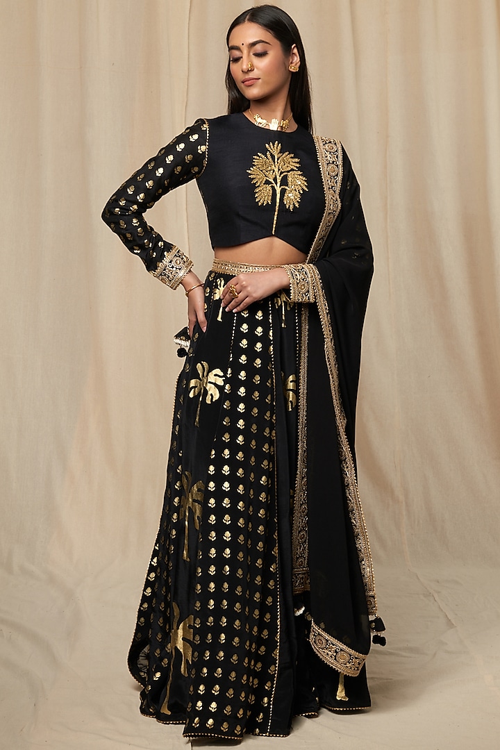 Black Coco Wedding Lehenga Set by Masaba at Pernia's Pop Up Shop