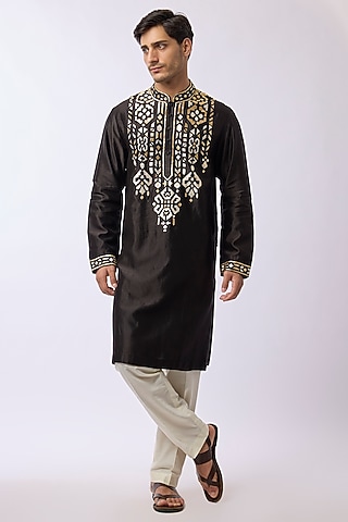 Black Silk Viscose Applique Embroidered Kurta Set by Mard  by Abu Sandeep