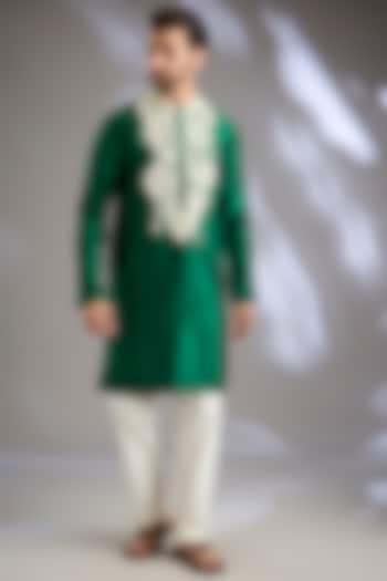 Green Silk Kurta Set by Mard by Abu Sandeep at Pernia's Pop Up Shop