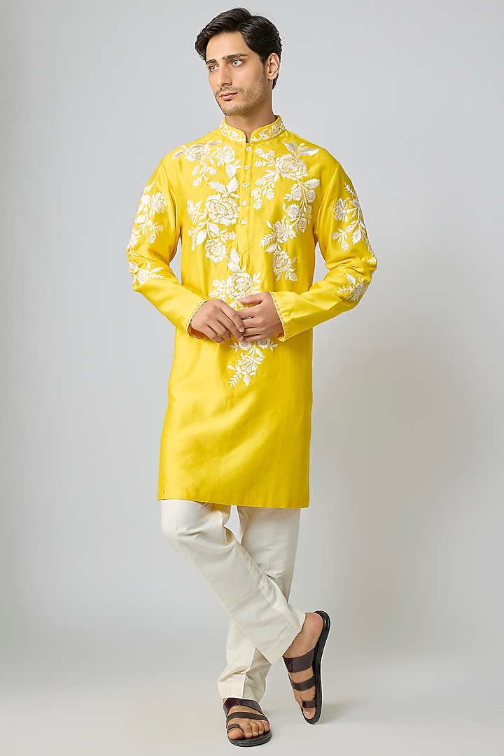 Yellow Silk Kurta Set by Mard by Abu Sandeep at Pernia's Pop Up Shop
