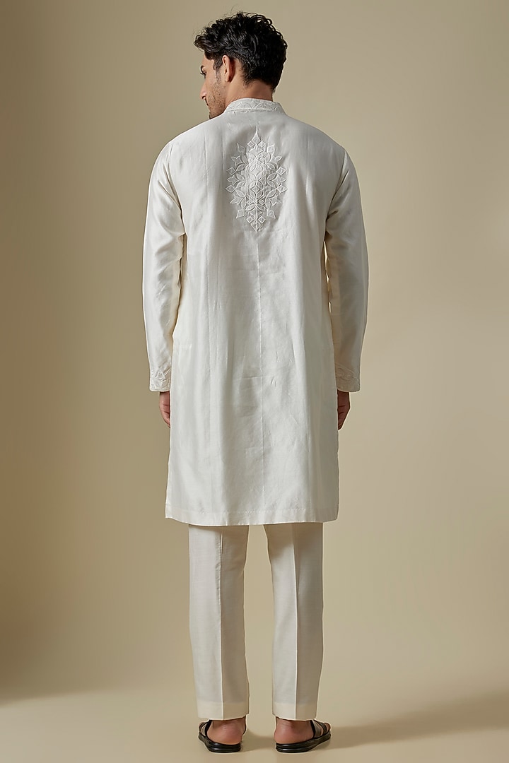 Off-White Silk Viscose Kurta Set by Mard by Abu Sandeep at Pernia's Pop Up Shop