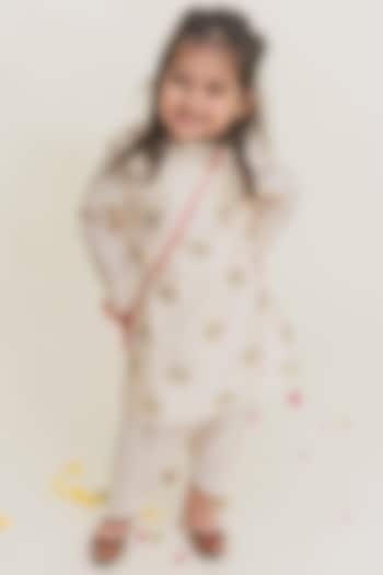 Off-White Hand Embroidered Kurta Set For Girls by MR BRAT at Pernia's Pop Up Shop