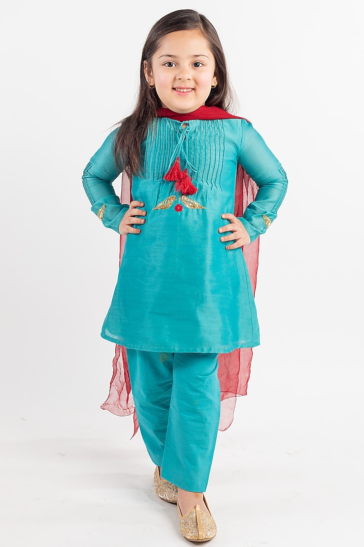 Teal Blue Hand Embroidered Kurta Set For Girls by MR BRAT at Pernia's Pop Up Shop