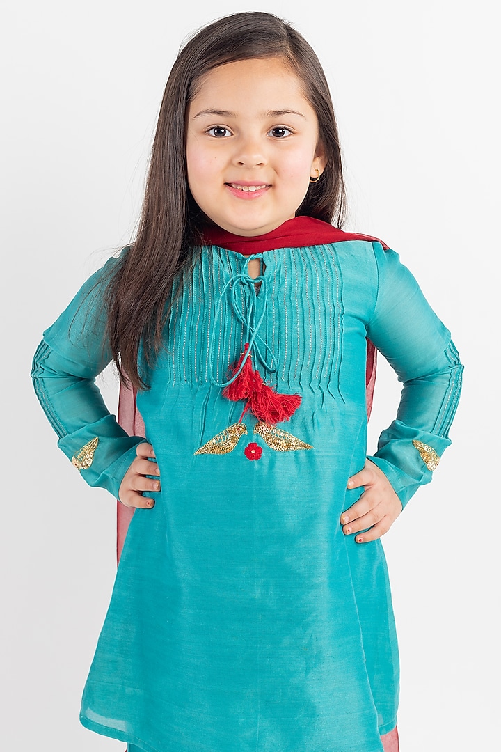 Teal Blue Hand Embroidered Kurta Set For Girls by MR BRAT at Pernia's Pop Up Shop