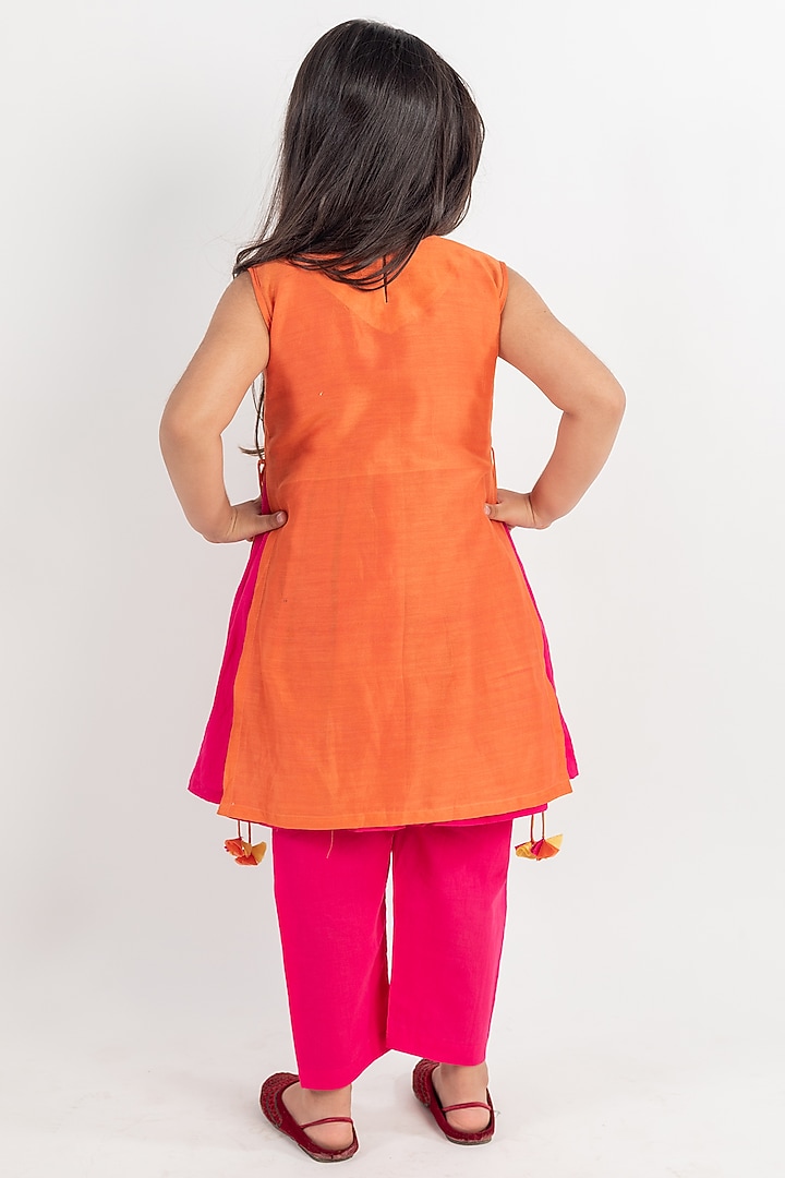 Rust Pink Hand Embroidered Kurta Set For Girls by MR BRAT at Pernia's Pop Up Shop