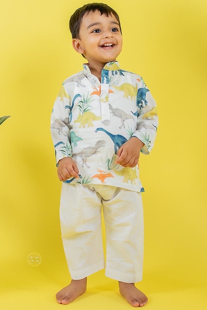 White Cotton Rayon Digital printed Kurta Set For Boys by MR BRAT at Pernia's Pop Up Shop