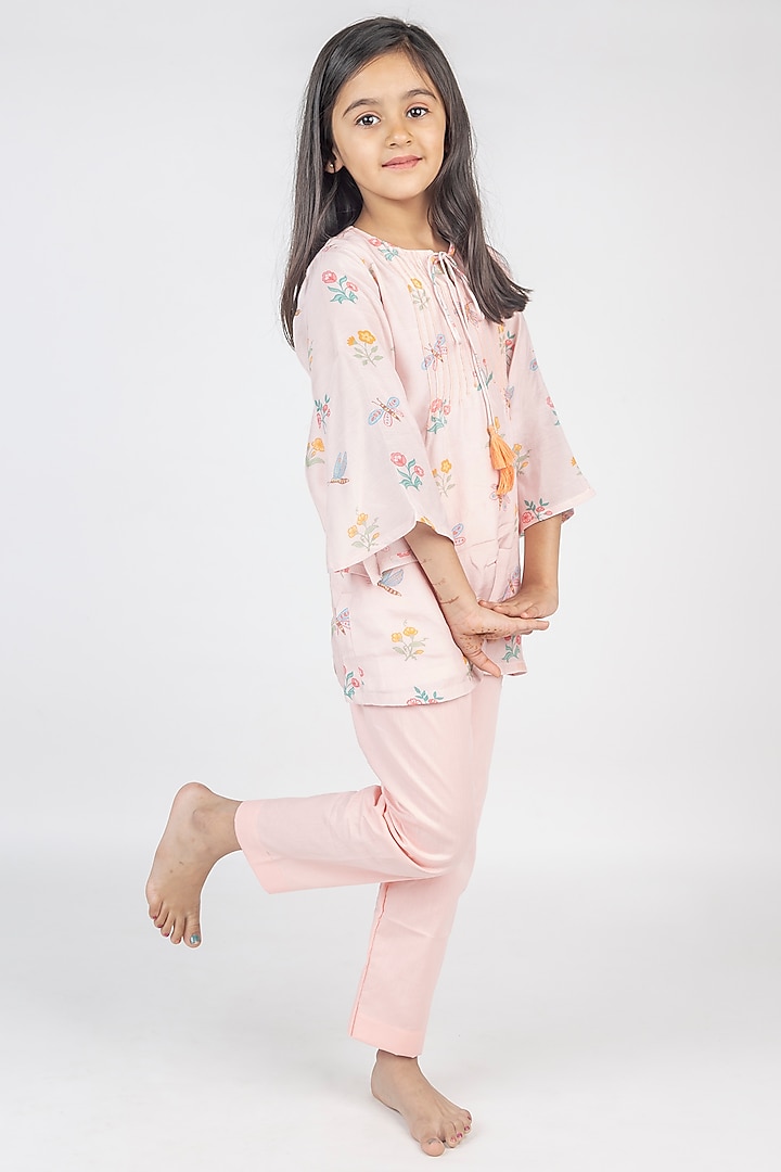 Pink Muslin Digital Printed Kurta Set For Girls by MR BRAT at Pernia's Pop Up Shop