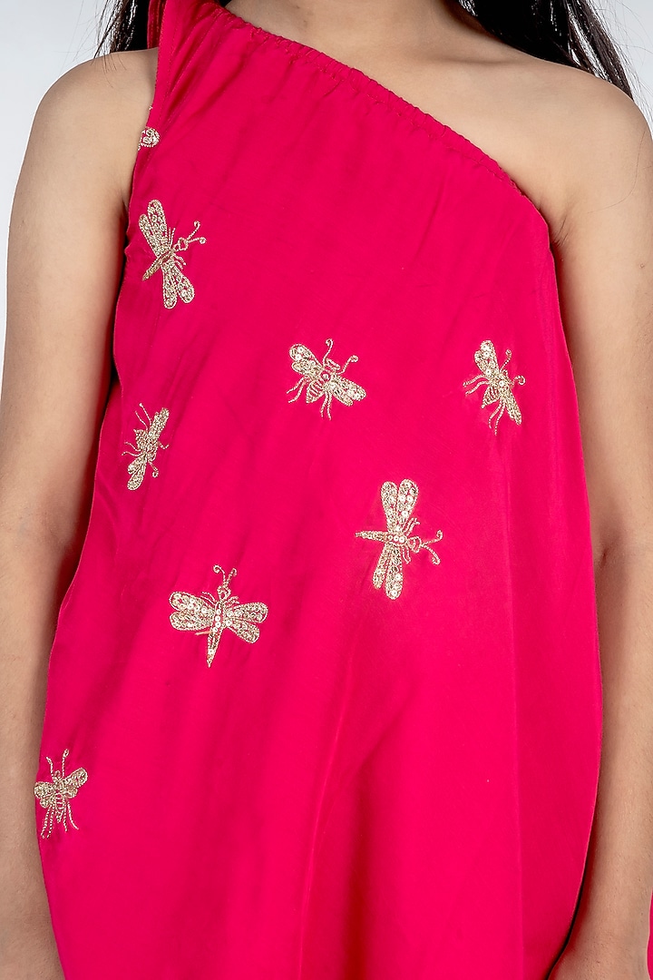 Pink Muslin Hand Embroidered Kurta Set For Girls by MR BRAT at Pernia's Pop Up Shop