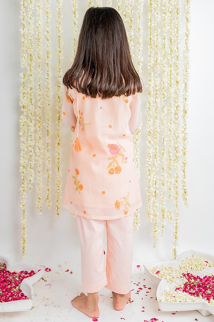 Peach Printed Kurta Set For Girls by MR BRAT at Pernia's Pop Up Shop