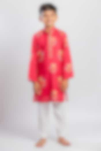 Red Muslin Floral Printed & Sequin Embroidered Kurta Set For Boys by MR BRAT