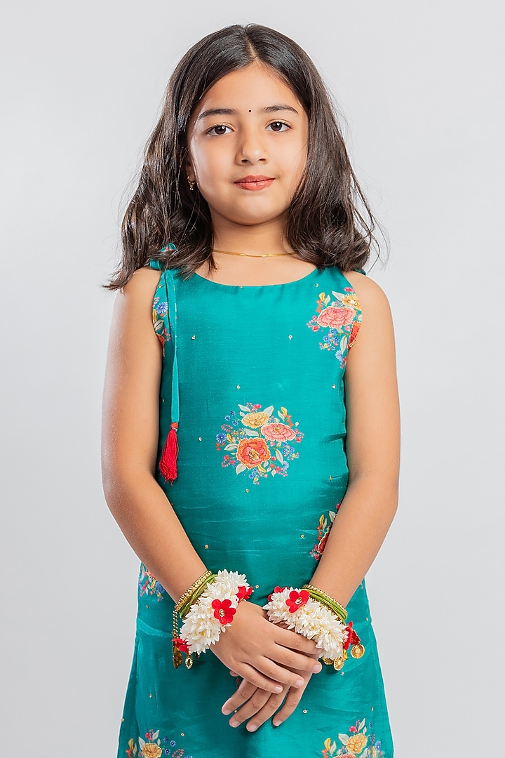 Green Muslin Floral Printed & Embroidered Kurta Set For Girls by MR BRAT at Pernia's Pop Up Shop