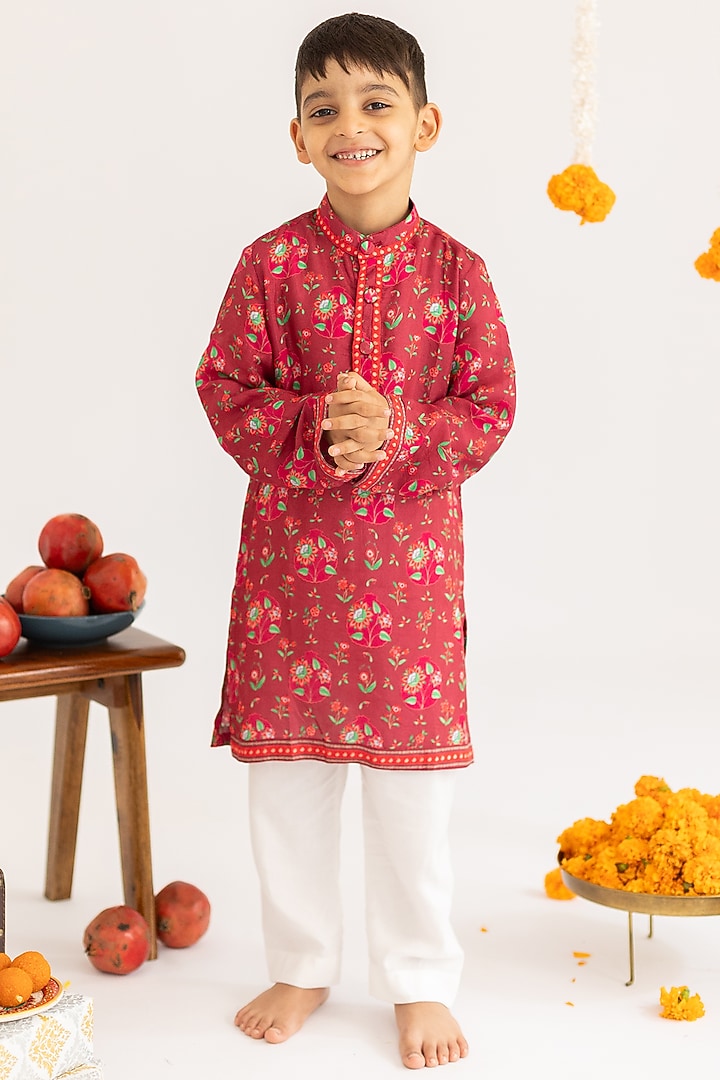 Maroon Muslin Printed Kurta Set For Boys by MR BRAT at Pernia's Pop Up Shop