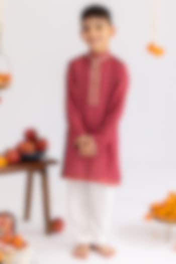 Maroon Muslin Printed Kurta Set For Boys by MR BRAT at Pernia's Pop Up Shop