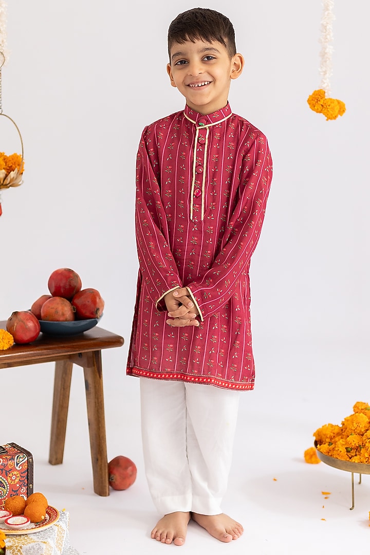 Maroon Muslin Printed Kurta Set For Boys by MR BRAT at Pernia's Pop Up Shop