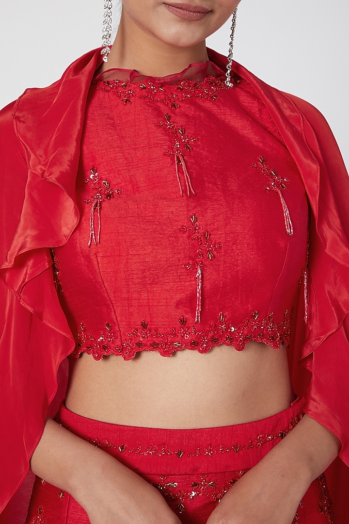 Red Embroidered Slit Skirt Set by Mani Bhatia at Pernia's Pop Up Shop