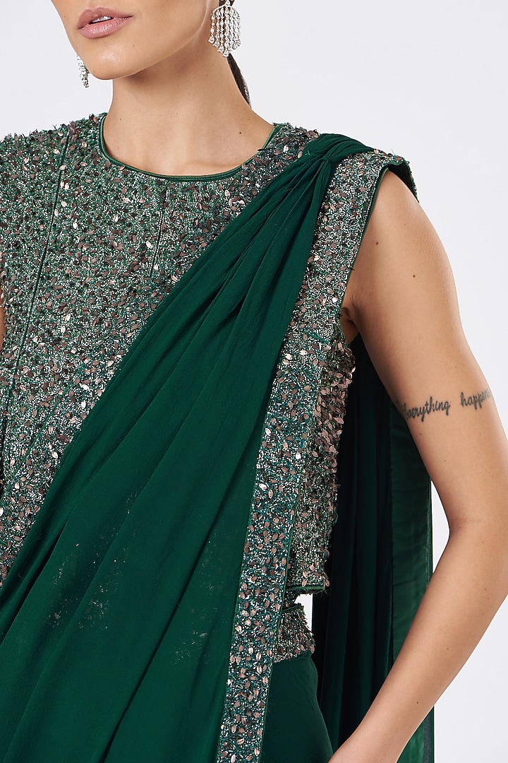 Emerald Green Georgette Draped Wedding Saree Set by Mani Bhatia at Pernia's Pop Up Shop