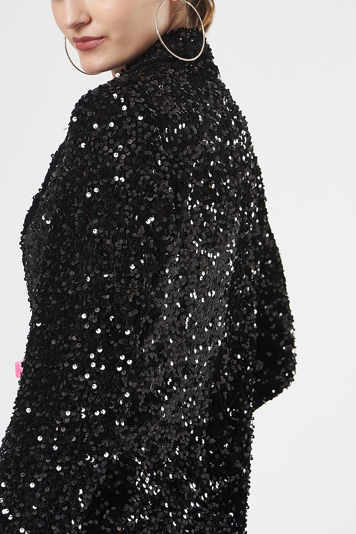 Black Embroidered Co-Ord Set by Mani Bhatia at Pernia's Pop Up Shop