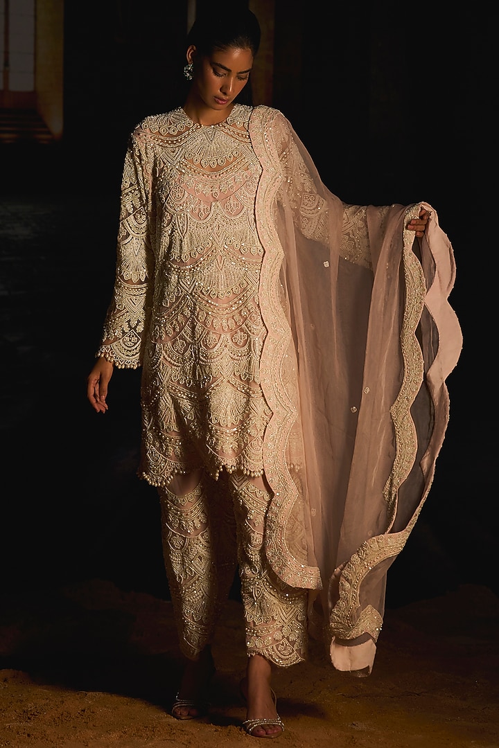 Pink Crepe Cutdana Embroidered Kurta Set by Mani Bhatia at Pernia's Pop Up Shop