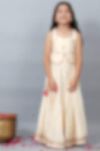 Off-White Soft Muslin Zari Embroidered Lehenga Set For Girls by MR BRAT at Pernia's Pop Up Shop