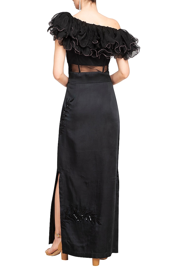 Black Embroidered Ruffled Party Wear Gown by Mani Bhatia at Pernia's Pop Up Shop