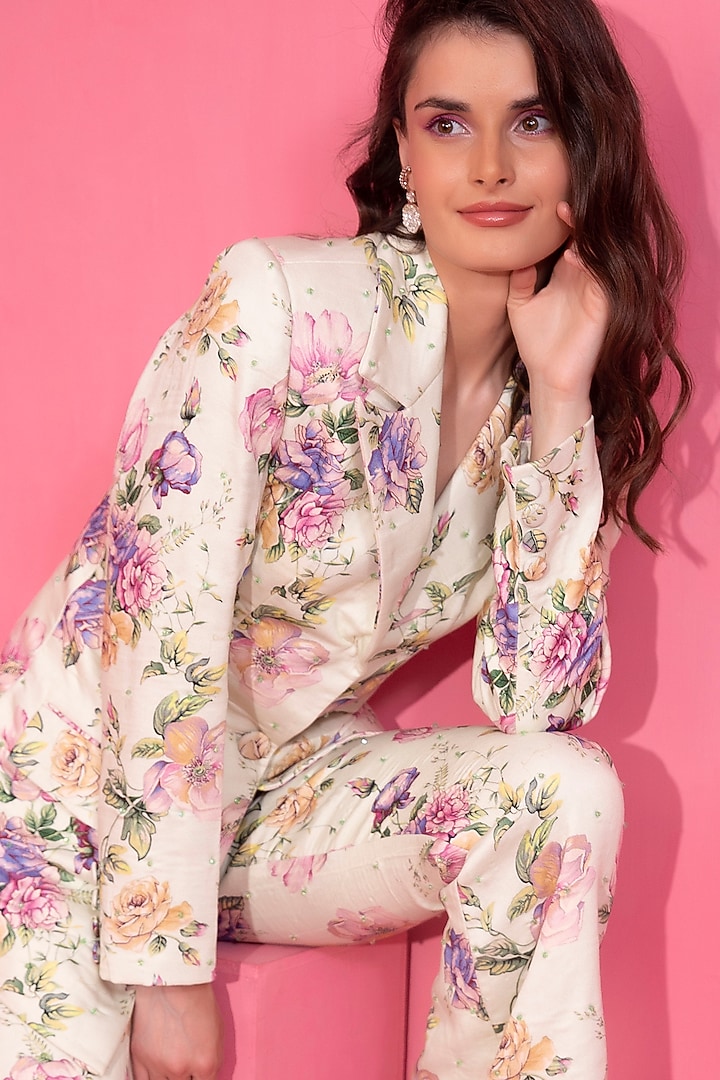 Off-White Printed Blazer Set by Mani Bhatia at Pernia's Pop Up Shop