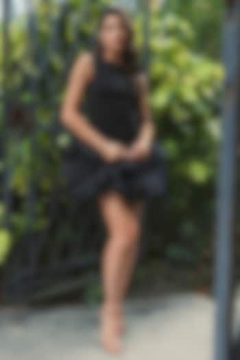 Black Polyester & Crepe Mini Party Wear Dress by Mac Duggal at Pernia's Pop Up Shop