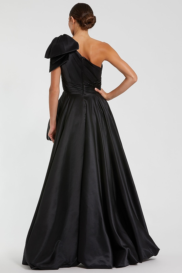 Black Polyester Engagement Gown by Mac Duggal at Pernia's Pop Up Shop