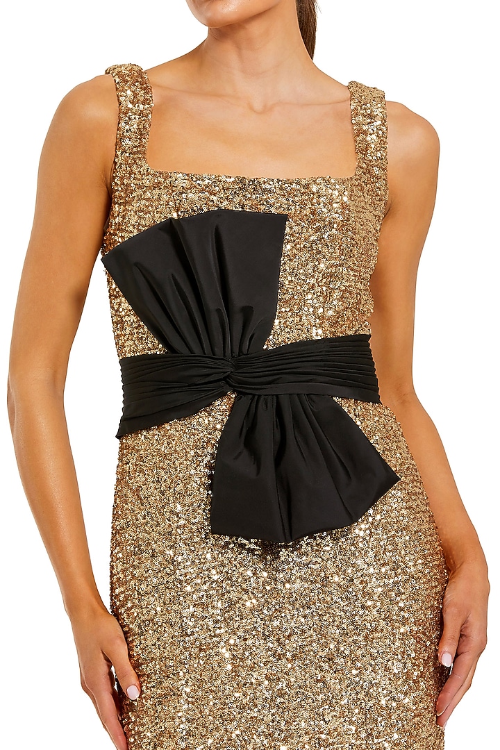 Black & Gold Polyester Embellished Engagement Gown by Mac Duggal at  Pernia's Pop Up Shop 2026