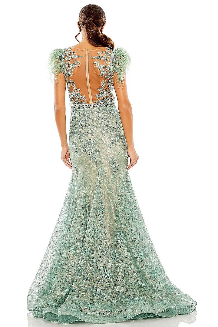 Sage Green Lace Embellished Mermaid Gown by Mac Duggal at Pernia's Pop Up  Shop 2026