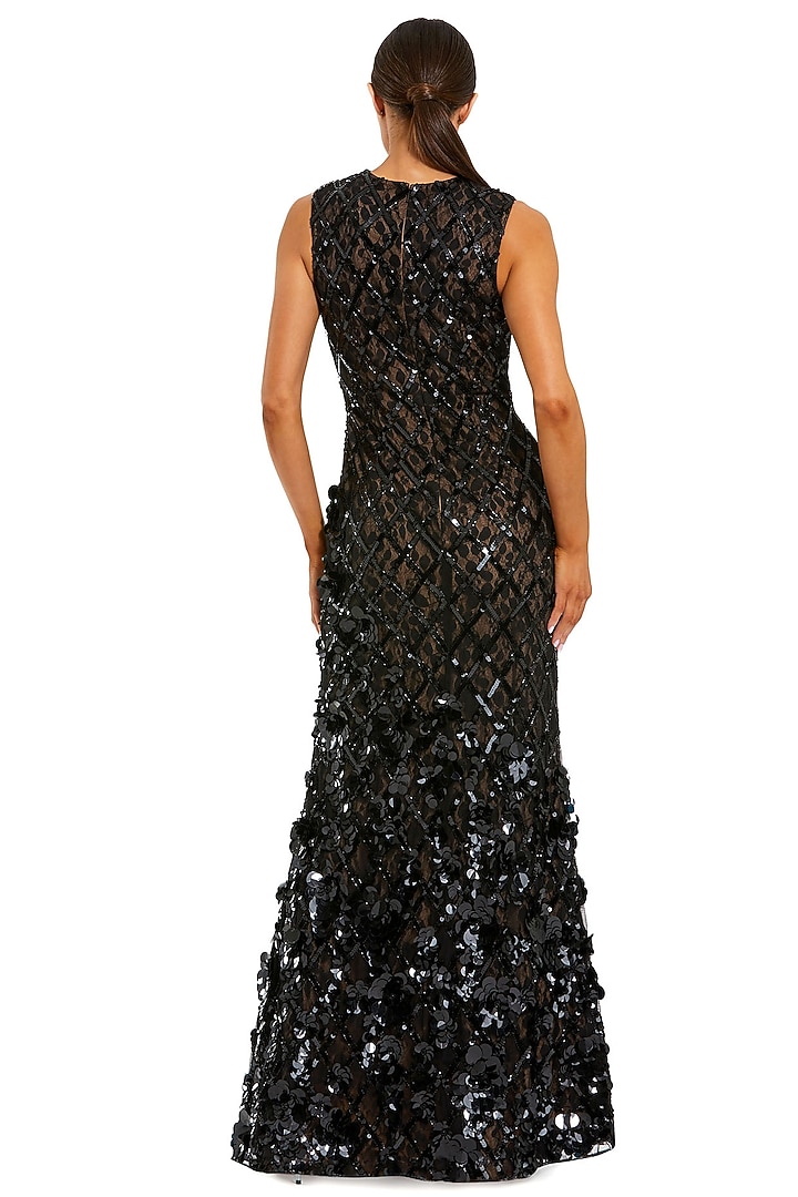 Black Mesh Embellished Mermaid Engagement Gown by Mac Duggal at Pernia's  Pop Up Shop 2026