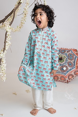 Turquoise Organic Cotton Floral Hand Printed Kurta Set For Boys by Mi Dulce An'ya