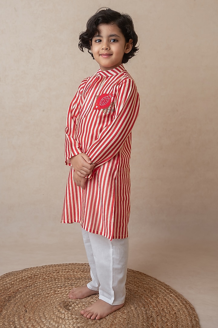 Red Handwoven Chanderi Embroidered Handcrafted Striped Kurta Set For Boys by Mi Dulce An'ya at Pernia's Pop Up Shop