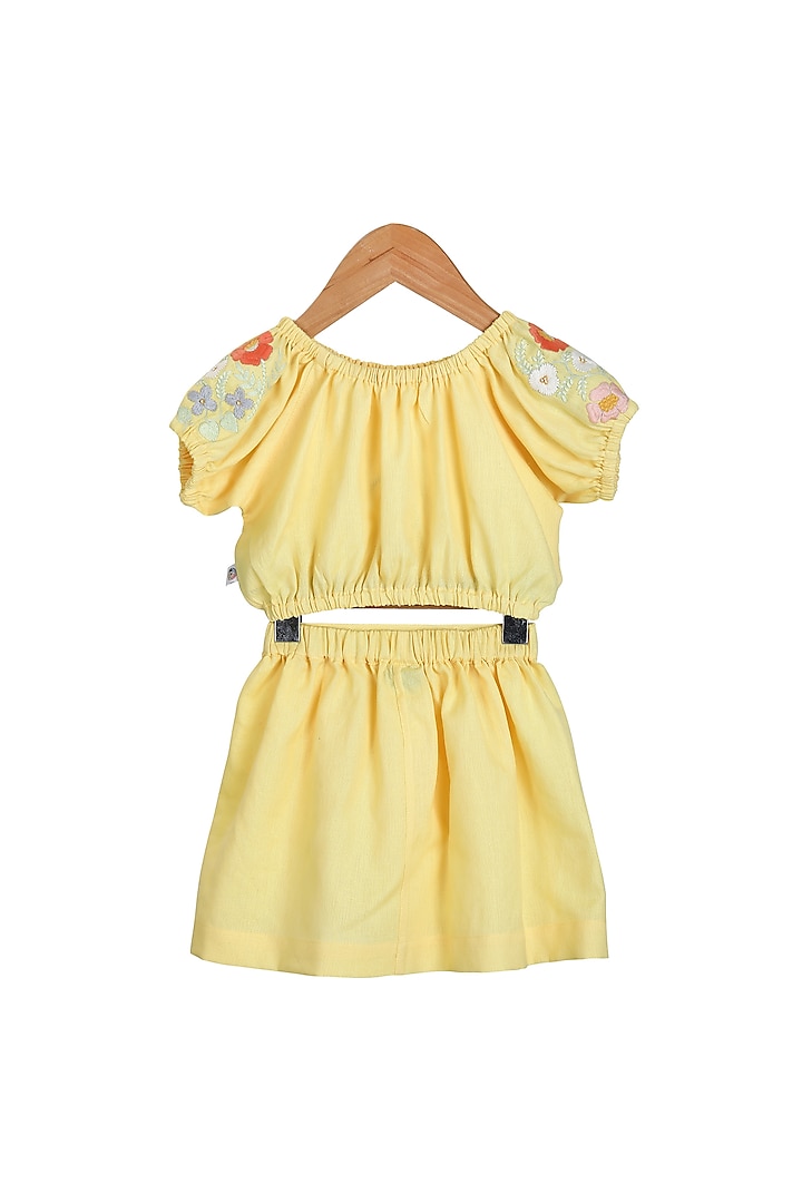 Yellow Hand Embroidered Skirt Set For Girls by Mi Dulce An'Ya