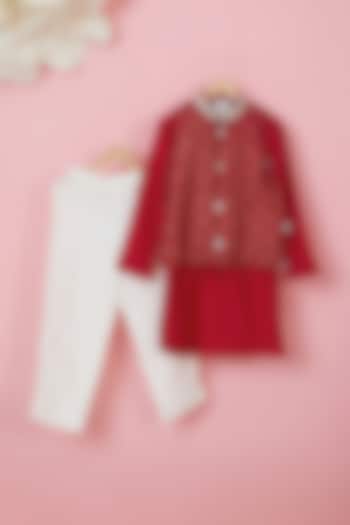 Red Organic Cotton Printed Nehru Jacket With Kurta Set For Boys by Mi Dulce An'ya