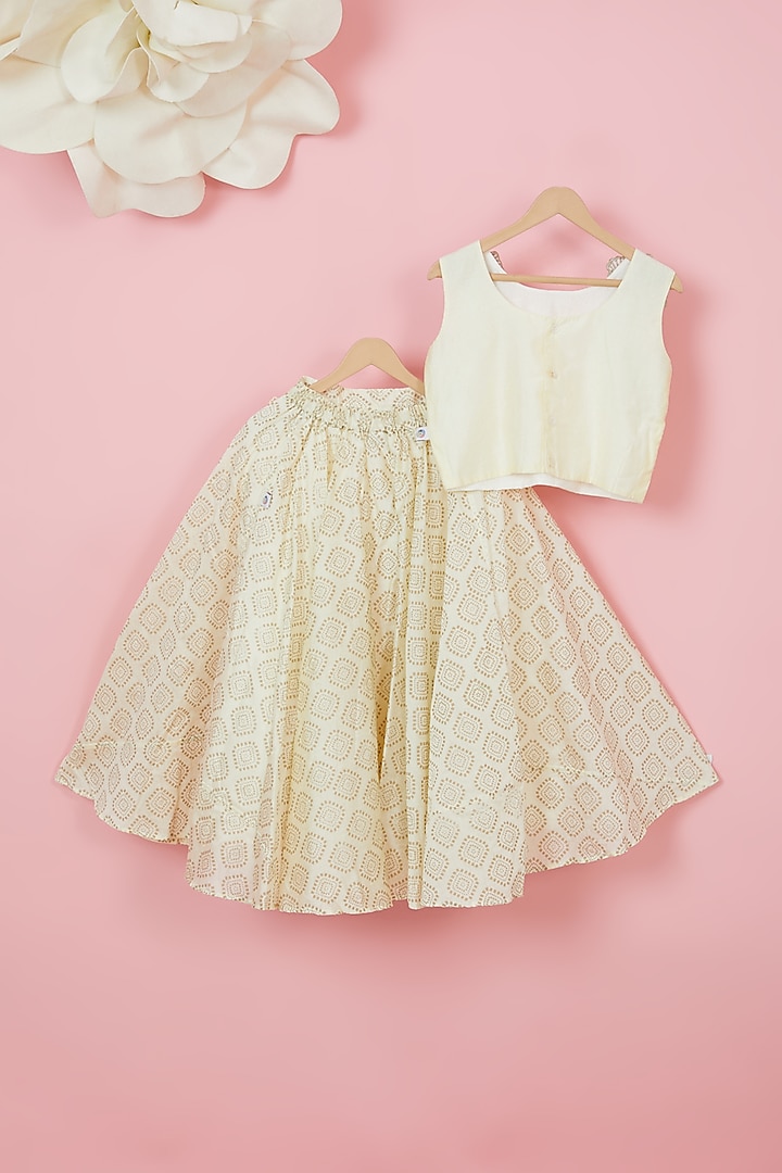 Ivory Organic Cotton Printed Lehenga Set For Girls by Mi Dulce An'ya at Pernia's Pop Up Shop