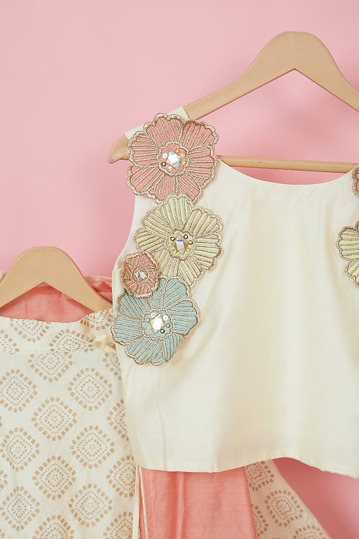 Ivory Organic Cotton Printed Lehenga Set For Girls by Mi Dulce An'ya at Pernia's Pop Up Shop