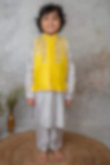 Yellow Handwoven Chanderi Mirror Embroidered Nehru Jacket Set For Boys by Mi Dulce An'ya