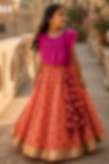 Fuchsia Organic Cotton Screen Printed Lehenga Set For Girls by Mi Dulce An'ya at Pernia's Pop Up Shop
