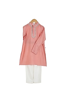 product-color-Blush Pink