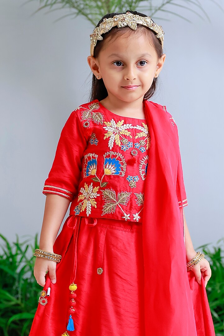 Red Handwoven Chanderi Embroidered Lehenga Set For Girls by Mi Dulce An'ya at Pernia's Pop Up Shop