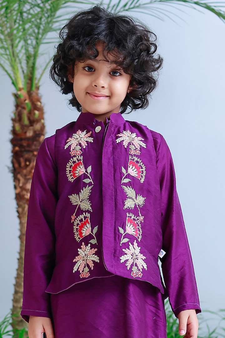 Purple Handwoven Chanderi Hand Embroidered Bandhgala Set For Boys by Mi Dulce An'ya at Pernia's Pop Up Shop