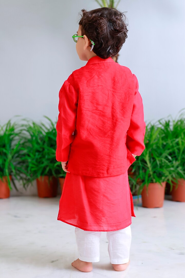 Red Handwoven Chanderi Hand Embroidered Bandhgala Set For Boys by Mi Dulce An'ya at Pernia's Pop Up Shop
