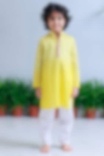 Yellow Handwoven Chanderi Embroidered Kurta Set For Boys by Mi Dulce An'ya at Pernia's Pop Up Shop
